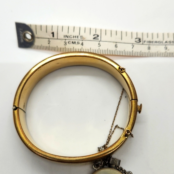 Victorian Ballou Bangle - Picture 6 of 8